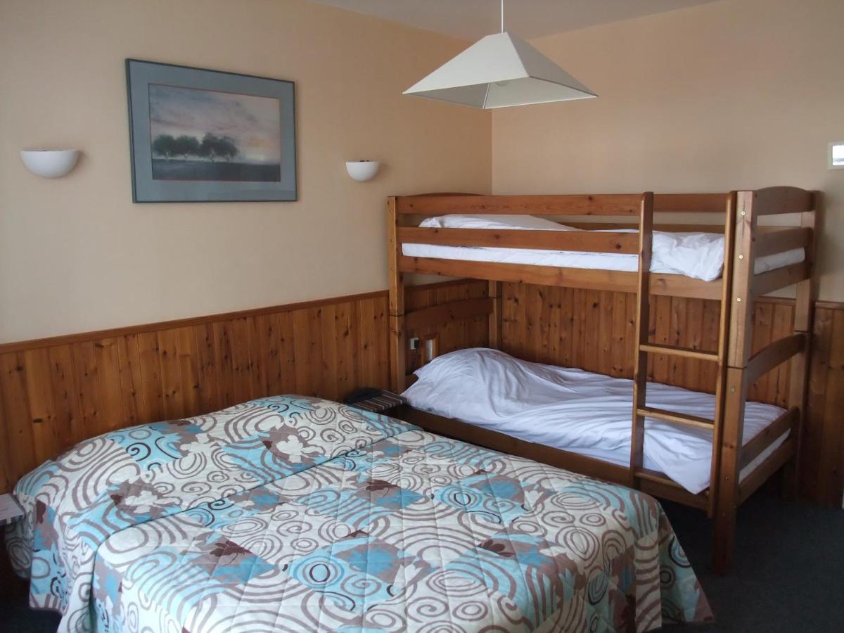 Hotel Des Biches Nuaille Room photo