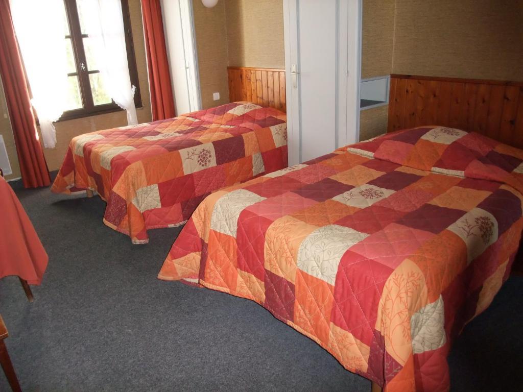 Hotel Des Biches Nuaille Room photo